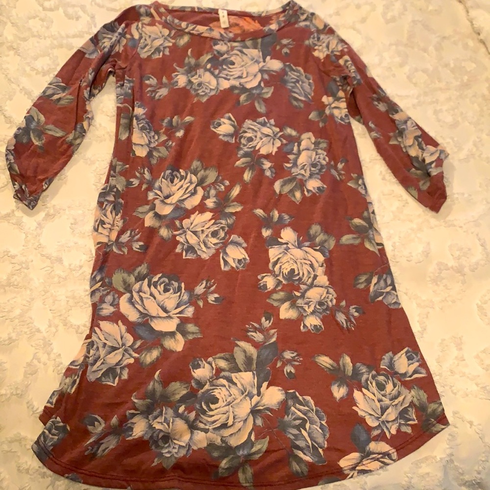 3/4 sleeve floral Tshirt dress